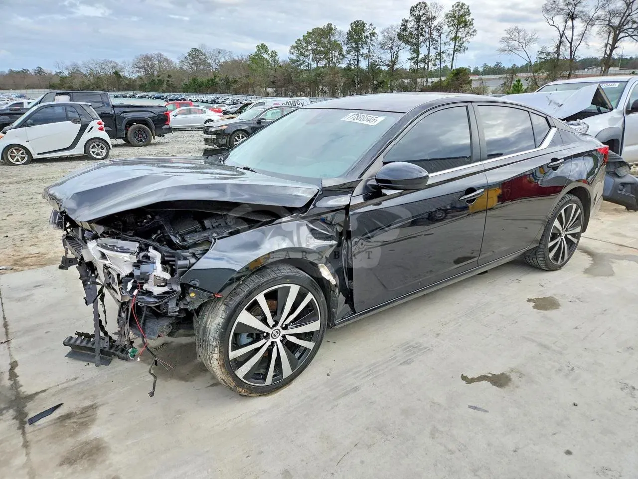 Nissan Altima SR 2.5L 4 2022