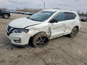 Nissan Rogue S 2.5L 4 2019