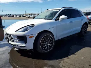 Porsche Macan 3.0L 6 2021