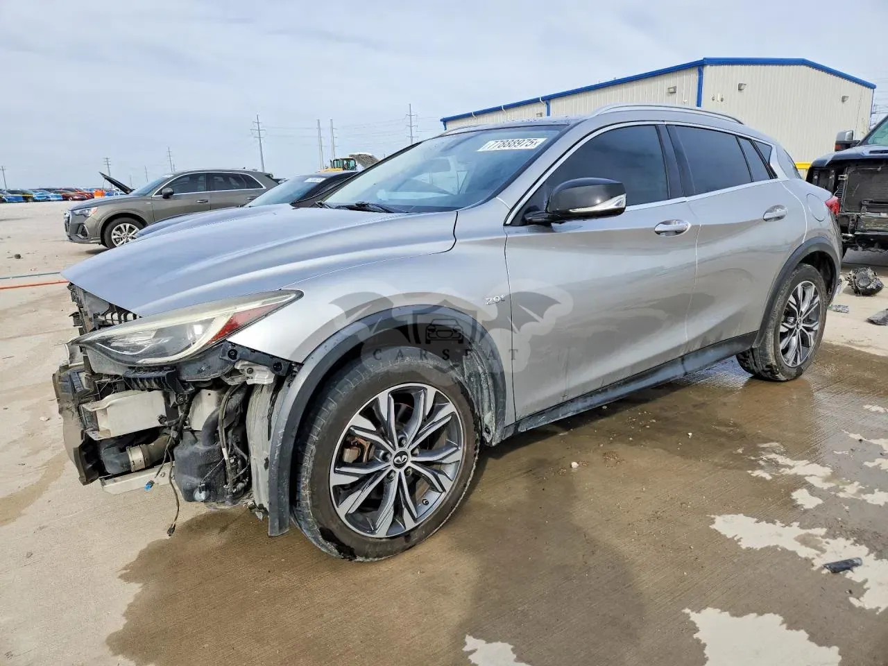 Infiniti QX30 BASE 2.0L 4 2017