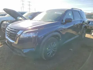 Nissan Pathfinder SV 3.5L 6 2022