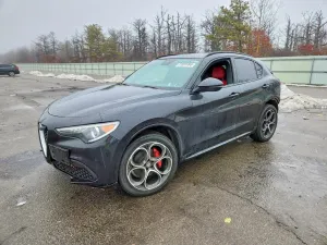 Alfa Romeo Stelvio TI 2.0L 4 2021