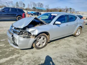 Dodge Avenger 2.4L 4 2012