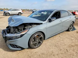 Hyundai Elantra 1.6L 4 2021