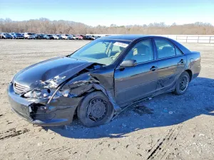 Toyota Camry LE 2.4L 4 2005