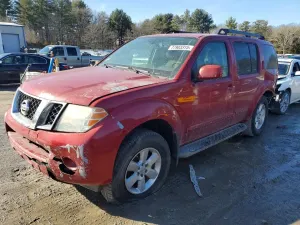 Nissan Pathfinder S 4.0L 6 2012