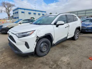 Toyota Rav4 XLE 2.5L 4 2025