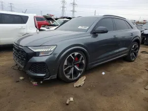 Audi RSQ8 4.0L 8 2022
