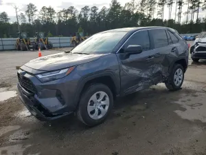Toyota Rav4 LE 2.5L 4 2025