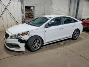 Hyundai Sonata 2.0L 4 2015