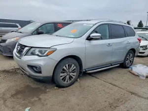 Nissan Pathfinder S 3.5L 6 2019