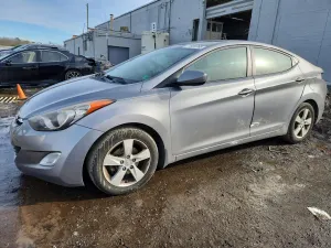 Hyundai Elantra GLS 1.8L 4 2013