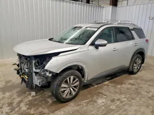 Nissan Pathfinder 3.5L 6 2025