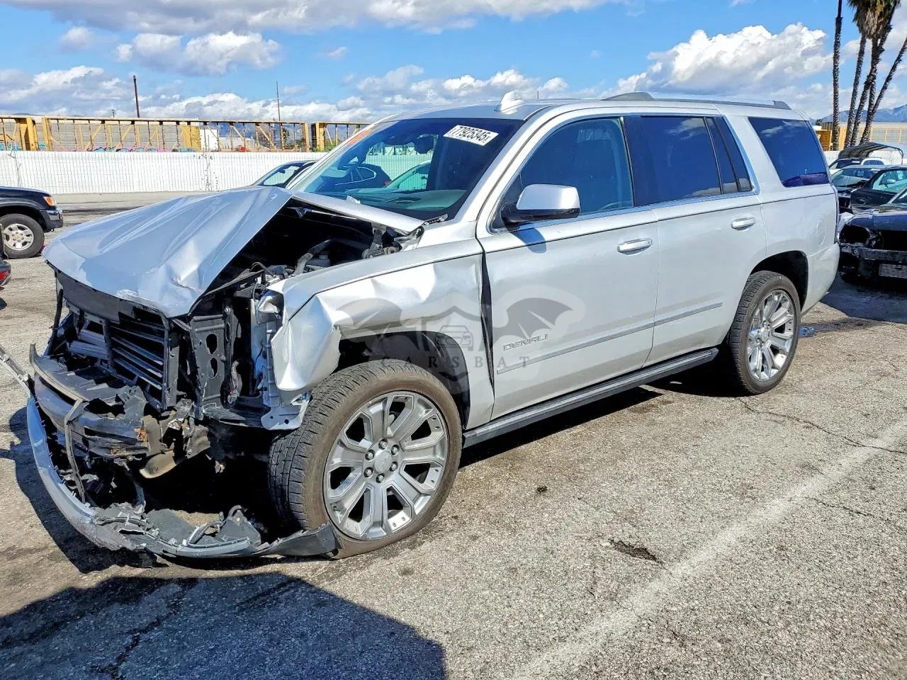 GMC Yukon DENALI 6.2L 8 2018