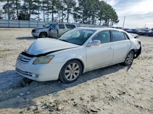Toyota Avalon XL 3.5L 6 2005