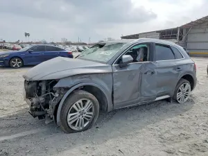 Audi Q5 2.0L 4 2018