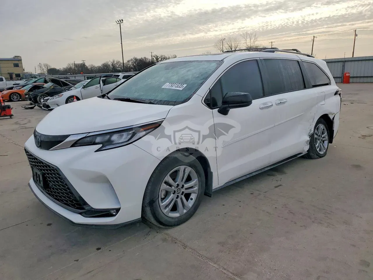 Toyota Sienna XSE 2.5L 4 2023