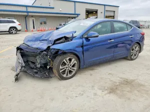 Hyundai Elantra SE 2.0L 4 2017