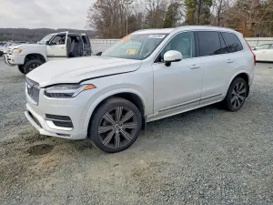 Volvo XC90 ULTIMATE 2.0L 4 2024