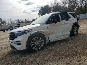 Ford Explorer XLT 2.3L 4 2020