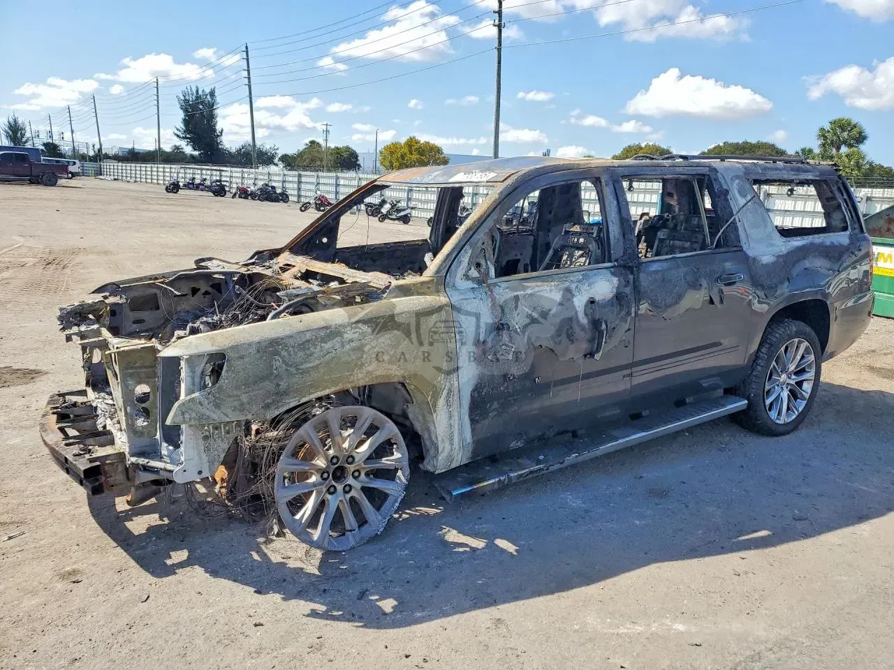 Chevrolet Suburban 5.3L 8 2018