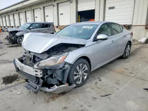 Nissan Altima S 2.5L 4 2020
