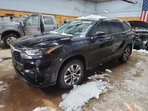 Toyota Highlander 3.5L 6 2022