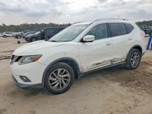 Nissan Rogue 2.5L 4 2015