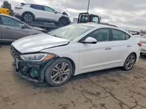 Hyundai Elantra SE 2.0L 4 2017