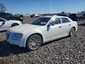 Chrysler 300C 5.7L 8 2011