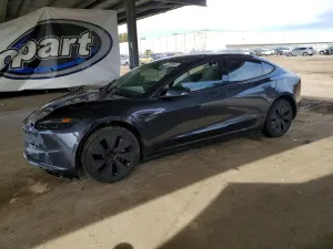 Tesla Model 3 2024