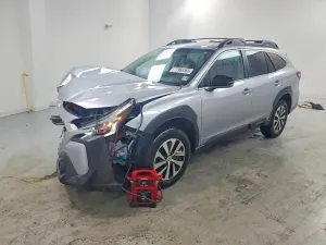 Subaru Outback 2.5L 4 2025