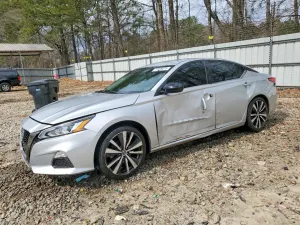 Nissan Altima 2.5L 4 2019
