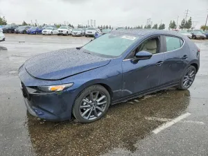 Mazda 3 PREFERRED 2.5L 4 2024