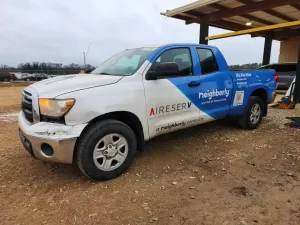 Toyota Tundra DOUBLE CAB SR5 4.6L 8 2010
