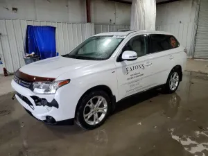 Mitsubishi Outlander GT 3.0L 6 2014