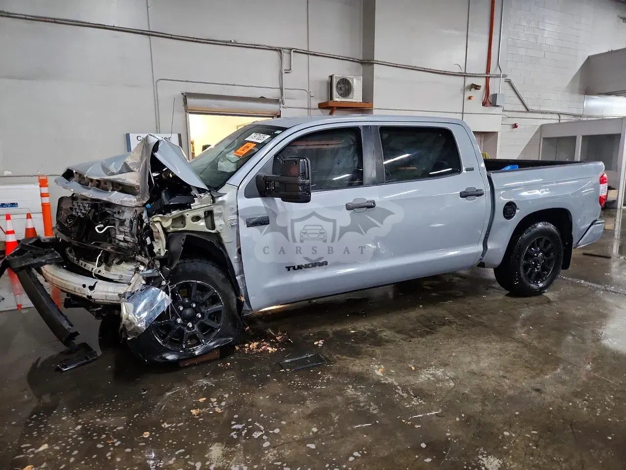 Toyota Tundra 5.7L 8 2018