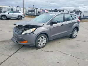 Ford Escape S 2.5L 4 2014
