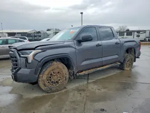 Toyota Tundra CREWMAX SR 3.4L 6 2025