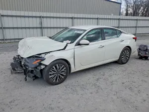 Nissan Altima SV 2.5L 4 2023