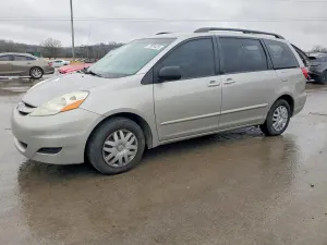 Toyota Sienna CE 3.5L 6 2007