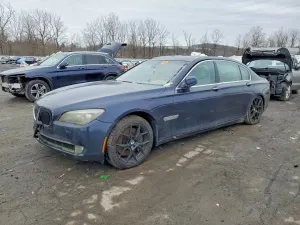 BMW 7 Series LXI 4.4L 8 2012
