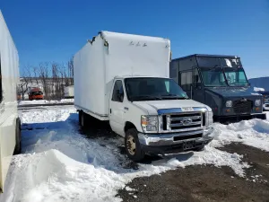 Ford Econoline E350 SUPER DUTY CUTAWAY VAN 5.4L 8 2015