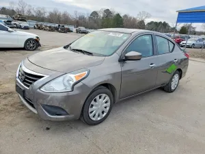 Nissan Versa S 1.6L 4 2016