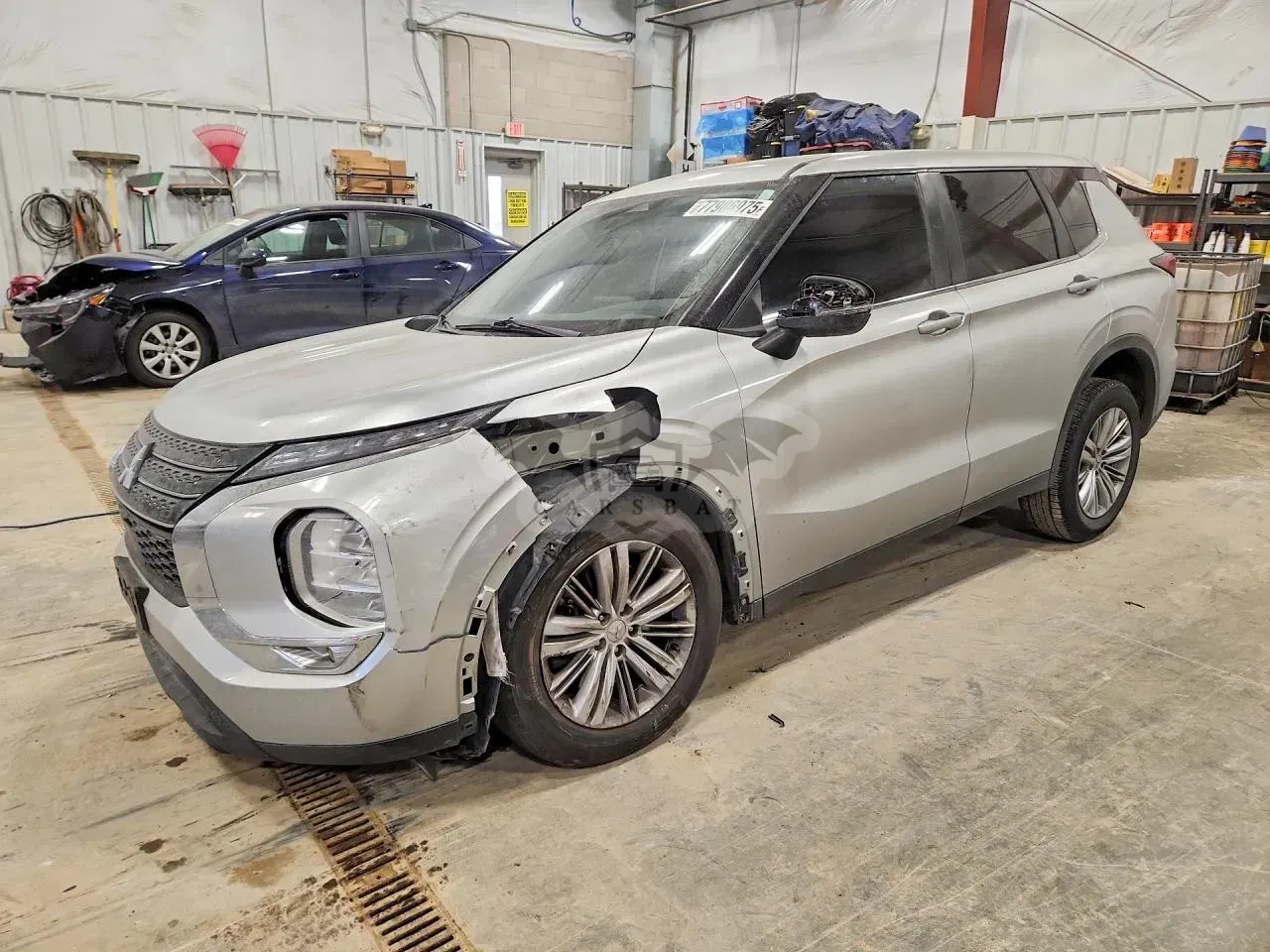 Mitsubishi Outlander ES 2.5L 4 2022