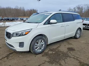 Kia Sedona LX 3.3L 6 2016