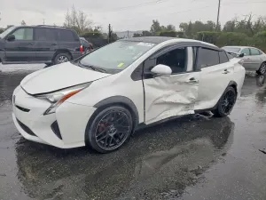 Toyota Prius 1.8L 4 2017