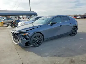 Mazda 3 2.5L 4 2023