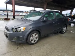 Chevrolet Aveo (Sonic) LS 1.8L 4 2016