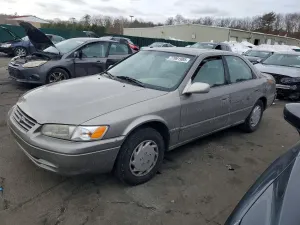 Toyota Camry CE 2.2L 4 1998